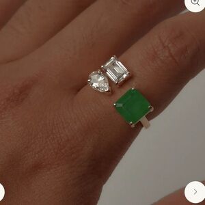 The Avery Emerald Pear Ring